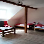 Kukacci Hnizdo