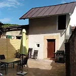 Kukacci Hnizdo Apartment *