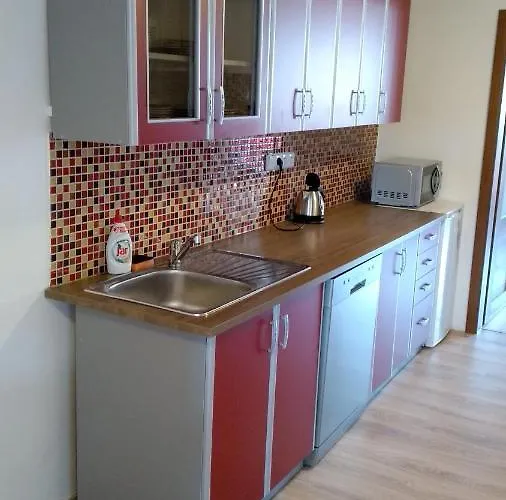 Kukacci Hnizdo Apartment Benesov nad Ploucnici