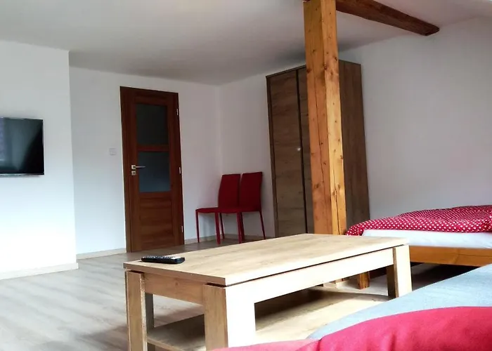 Apartment Kukacci Hnizdo *