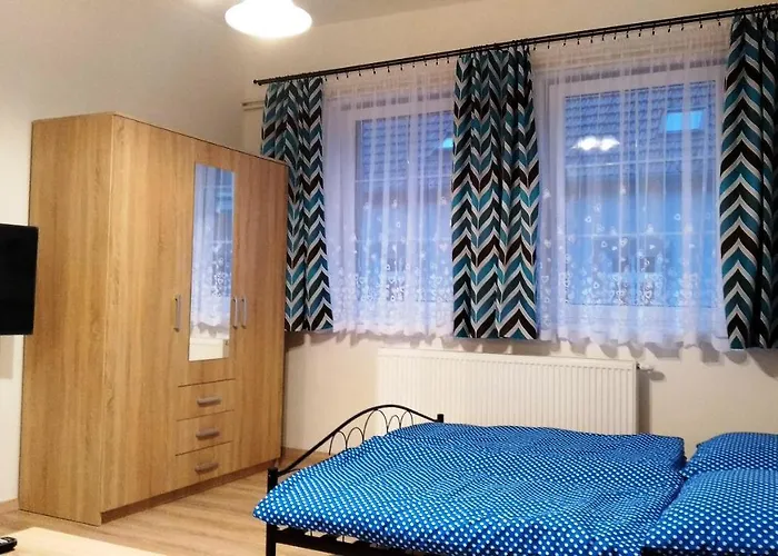 Kukacci Hnizdo Apartment *