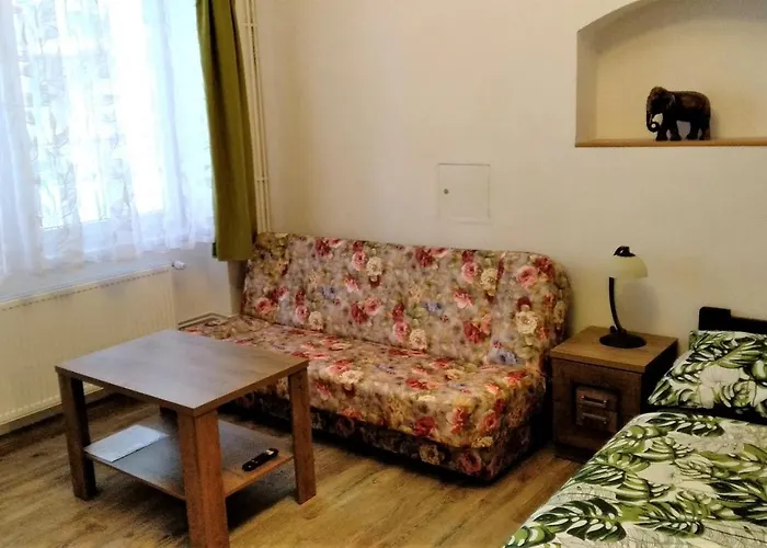 Apartment Kukacci Hnizdo Benesov nad Ploucnici